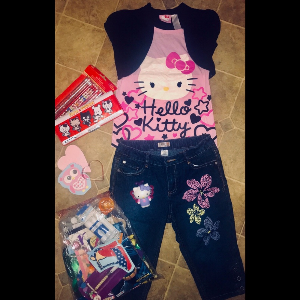 Girls Hello Kitty set size 14